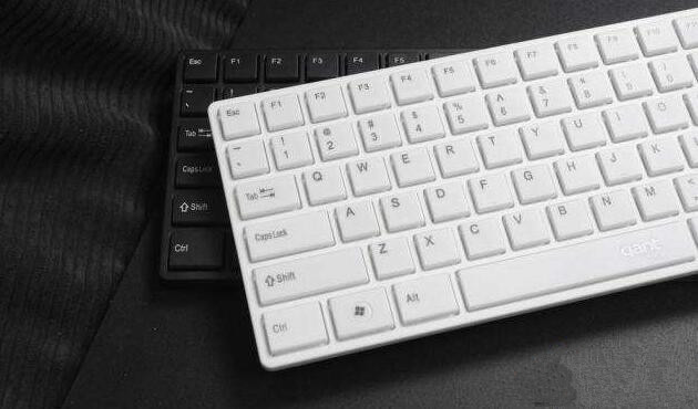 Win10筆記本電腦鍵盤不能輸入文字怎么解決？