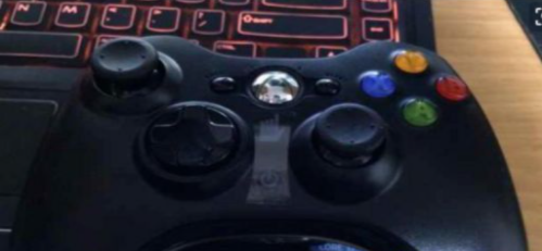 Win10專業版電腦怎么連接XBOX360無線手柄？