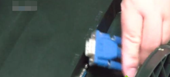 Win10專業版系統電腦屏幕不清晰有虛影怎么回事？