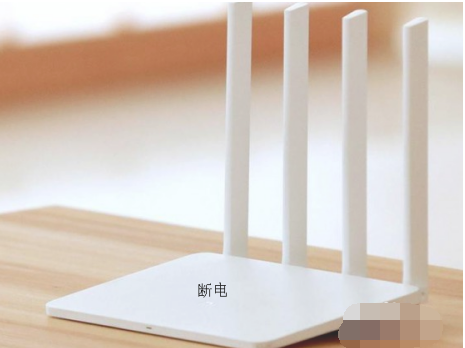 Win10專業版開機卡在歡迎界面要怎么解決？
