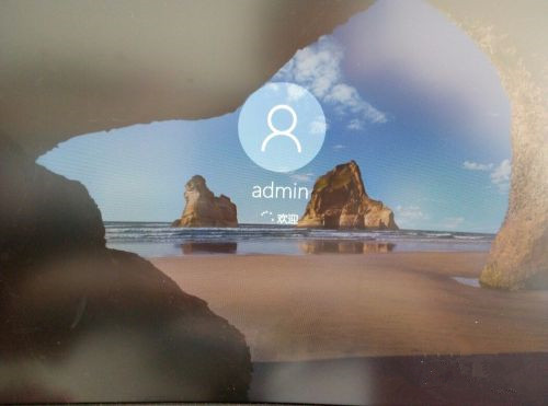 Win10滾動條不受控制如何解決？
