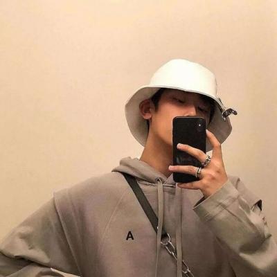 2019時尚超酷男生微信有哪些？新時尚超酷男生微信頭像大全