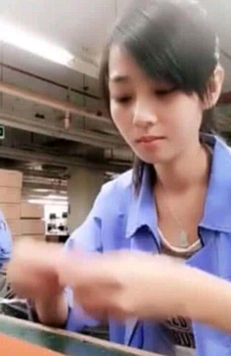 抖音工廠廠花不帶口罩長什么樣_網游直呼：別干了，我養你
