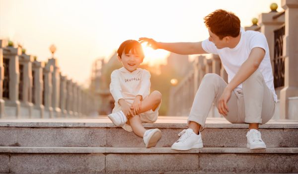 帶孩子玩的朋友圈句子 帶孩子玩朋友圈怎么發