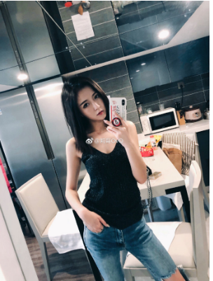 抖音煙槍嗓音另類唱腔莉哥o3o個人資料介紹！