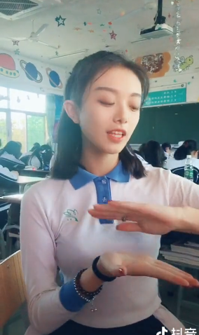 抖音佛系少女手勢舞蹈怎么拍？佛系少女手勢舞教學一覽