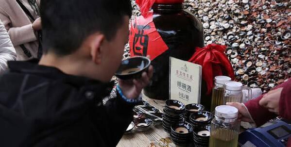 抖音西安摔碗在什么地方？抖音西安摔碗里酒是什么酒？