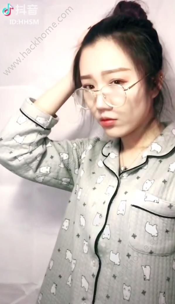 抖音變身bgm是什么音樂？抖音變身bitch怎么拍